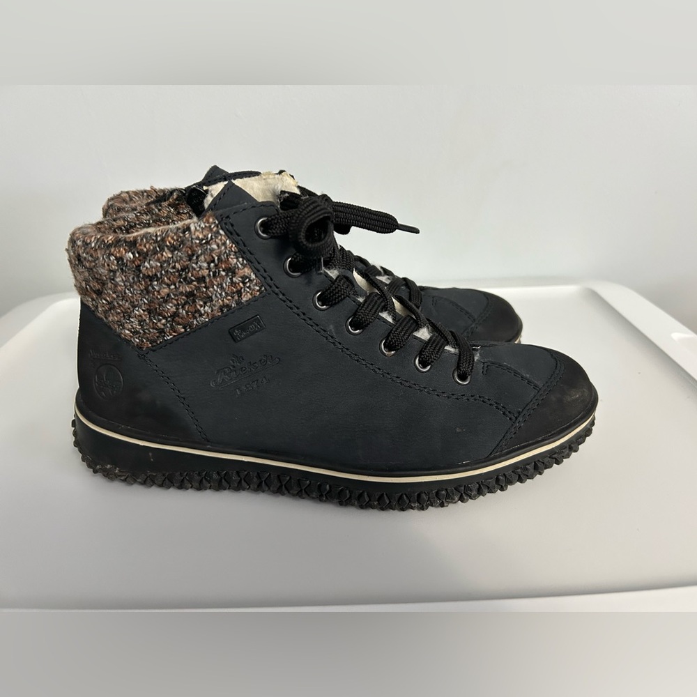 Rieker Navy Blue Lace-Up Ankle Boots with Brown Knit Collar